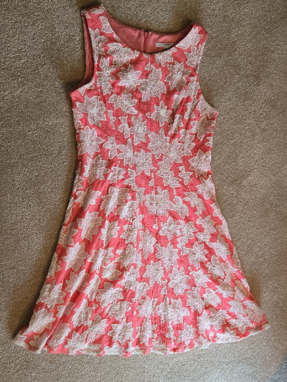 STUDIO ONE NEW YORK- STUNNUNG - CORAL/ CREAM FLORAL DRESS- SIZE 12